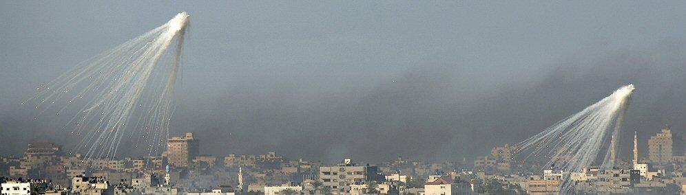 Hujan bom yang ditebarkan pesawat tempur Israel