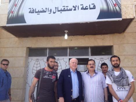 John McCain dengan Pemberontak Suriah